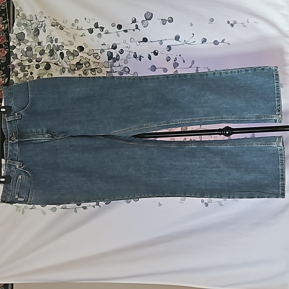 Carhartt 🖤  bnwt jeans (#131)